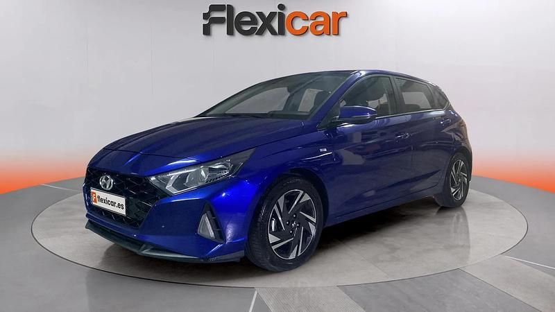 Usado Hyundai i20 101 CV (74 kW) 2022 Azul Berlina