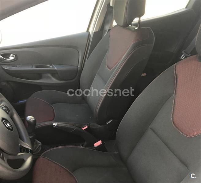 Usado Renault Clio IV Business 75 CV (55 kW) 2015 Beige Berlina