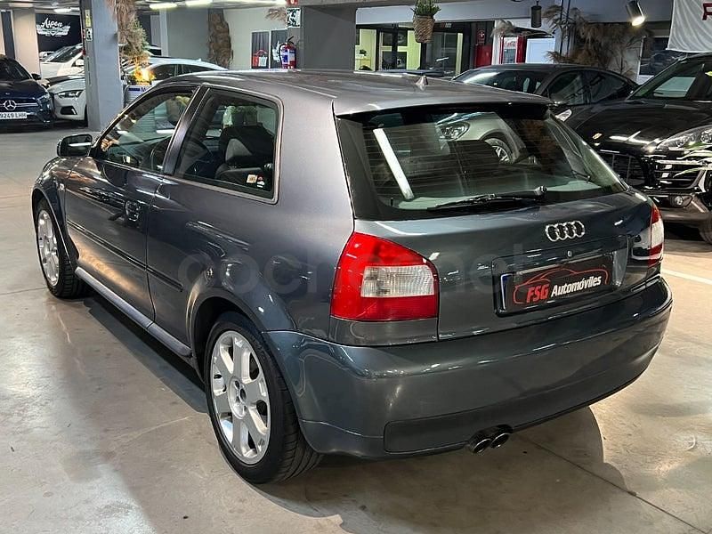 Usado Audi S3 225 CV (165 kW) 2002 Azul Utilitario