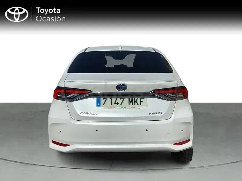 Usado Toyota Corolla Plus 140 CV (102 kW) 2023 Blanco Berlina