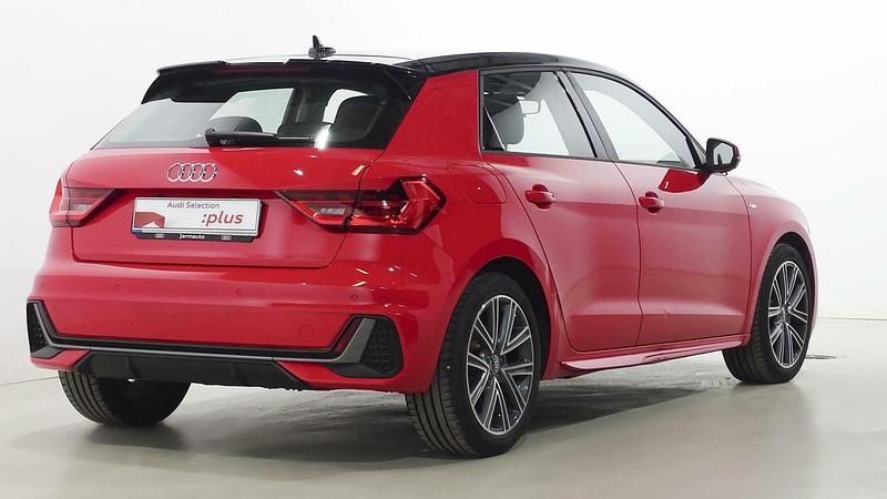 Usado Audi A1 Sportback S-Line 116 CV (85 kW) 2020 Rojo Utilitario
