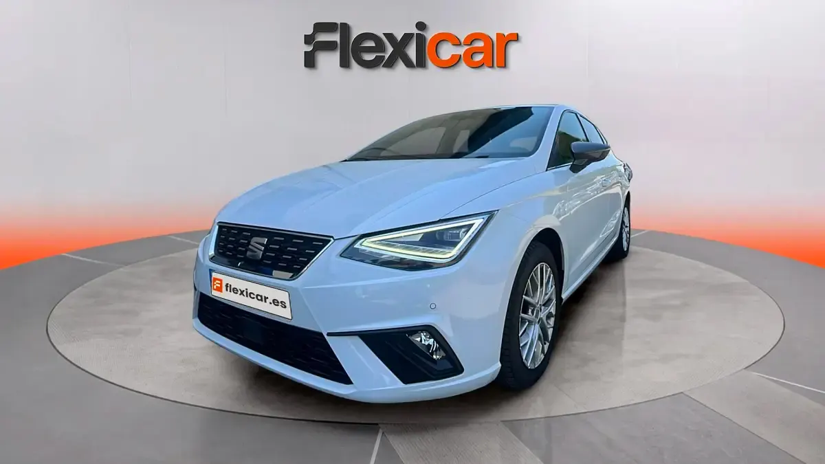 Usado Seat Ibiza 110 CV (80 kW) 2024 Blanco Utilitario