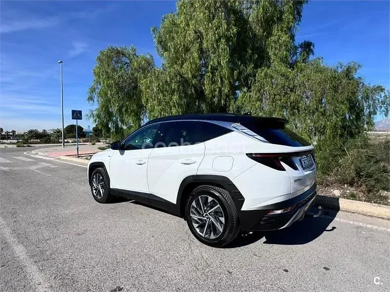 Usado Hyundai Tucson 115 CV (84 kW) 2021 Blanco SUV