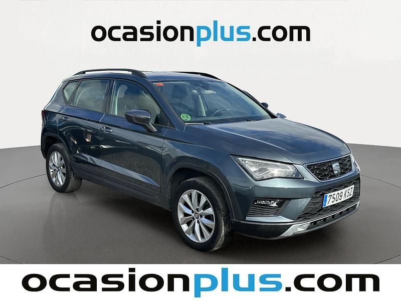 Usado Seat Ateca Style Plus 150 CV (110 kW) 2019 Gris SUV