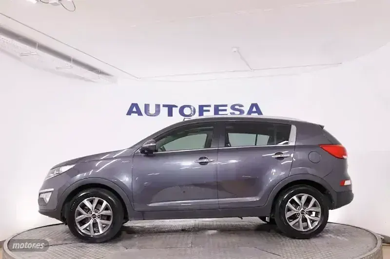 Usado Kia Sportage 136 CV (100 kW) 2015 Gris SUV