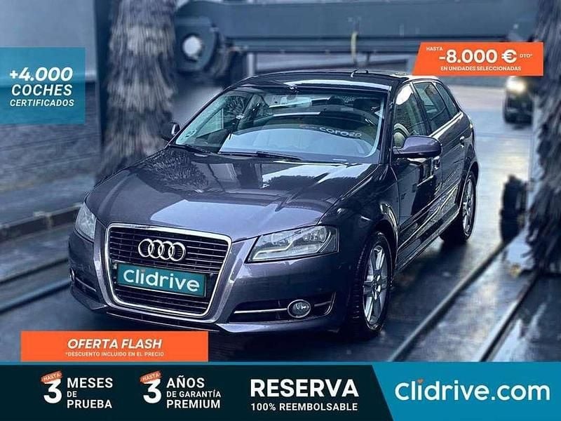 Usado Audi A3 Sportback Ambition 105 CV (77 kW) 2011 Gris Utilitario