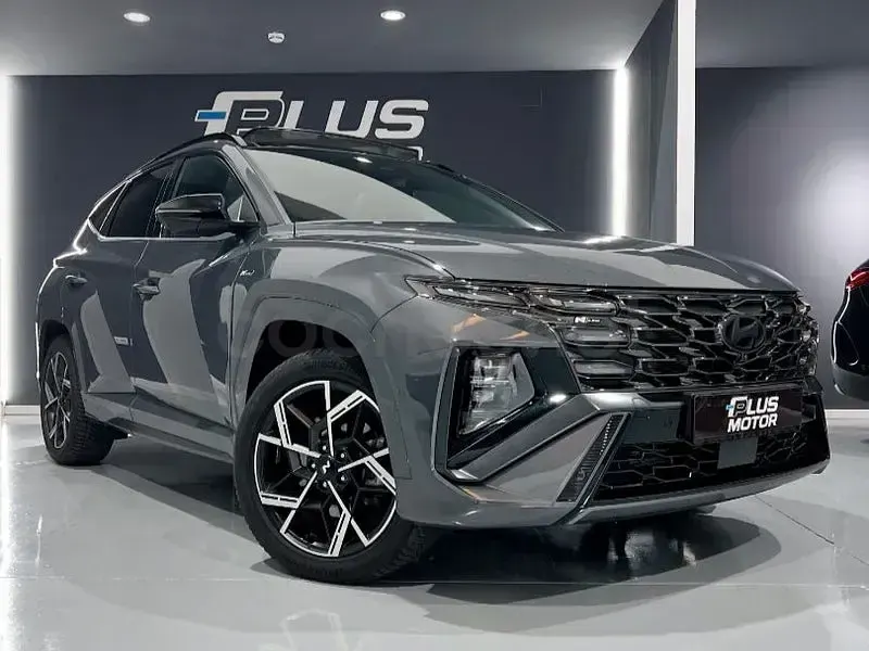 Usado Hyundai Tucson N Line 252 CV (185 kW) 2025 Gris / plata SUV