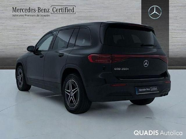 Usado Mercedes EQB250 139 kW (190 CV) 2025 Negro noche SUV
