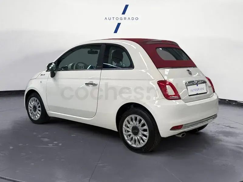 Usado Fiat 500C Dolcevita 70 CV (51 kW) 2021 Blanco Descapotable