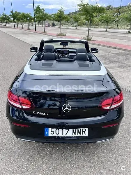 Usado Mercedes C220 194 CV (142 kW) 2020 Negro Descapotable