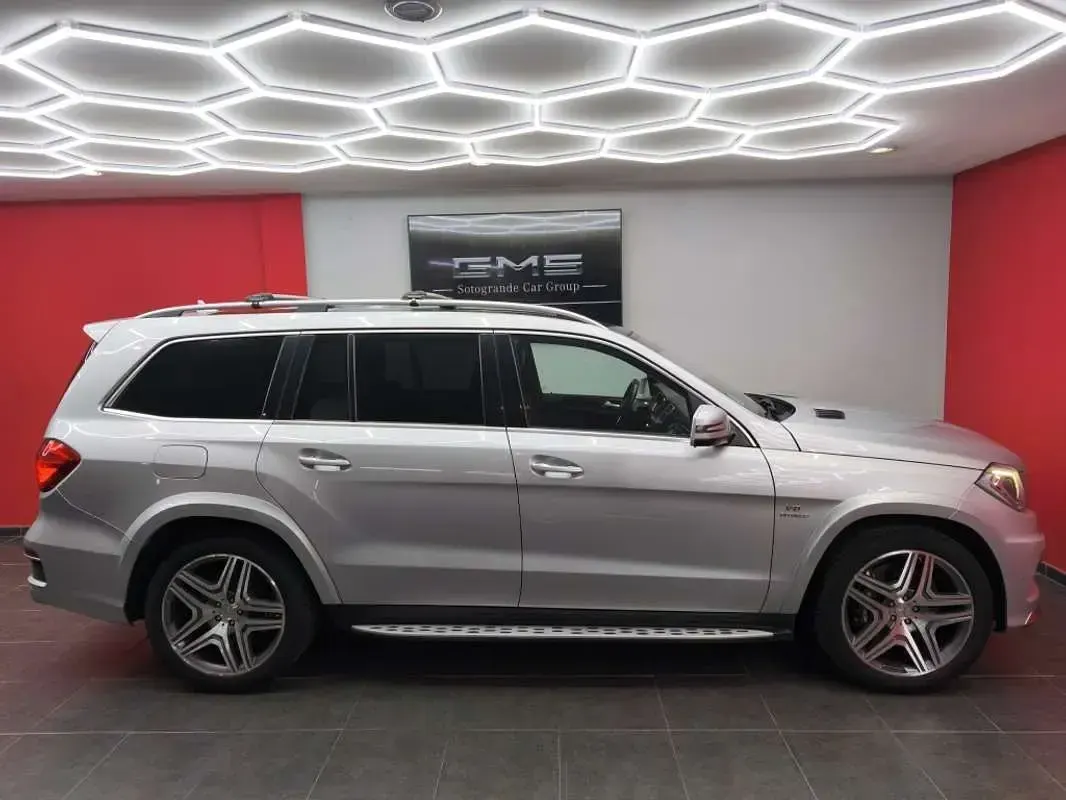Usado Mercedes GL63 AMG AMG 557 CV (409 kW) 2014 Plateado SUV