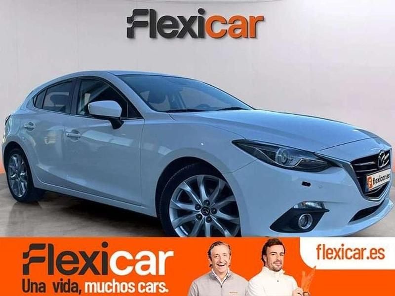 Blanco Usado 2015 Mazda 3 Comfort Utilitario | 11.610 € (Precio justo) - Imagen 1/4
