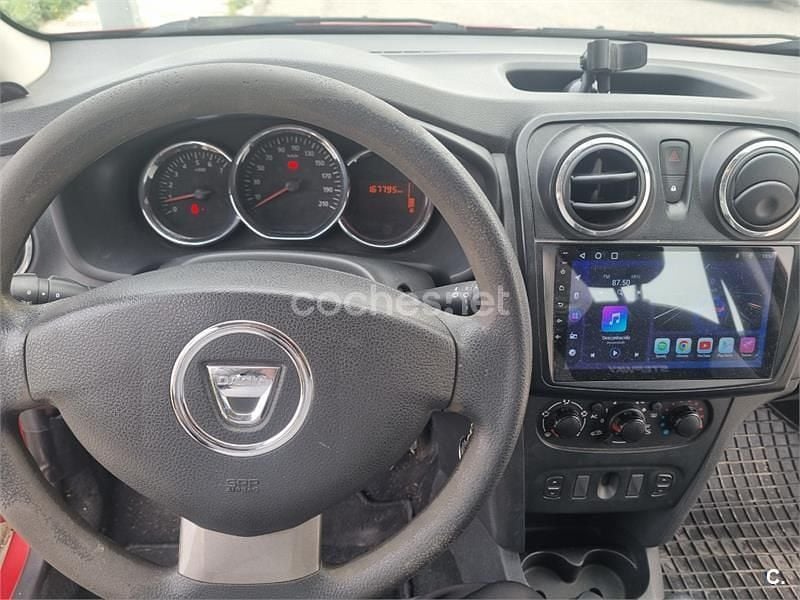 Usado Dacia Sandero Stepway 90 CV (66 kW) 2014 Rojo Berlina