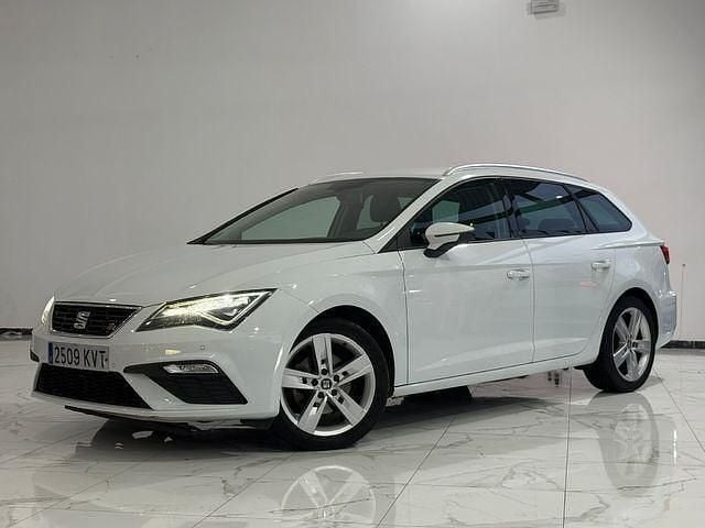 Blanco Usado 2019 Seat Leon FR Familiar | 17.890 € (Precio justo) - Imagen 1/4