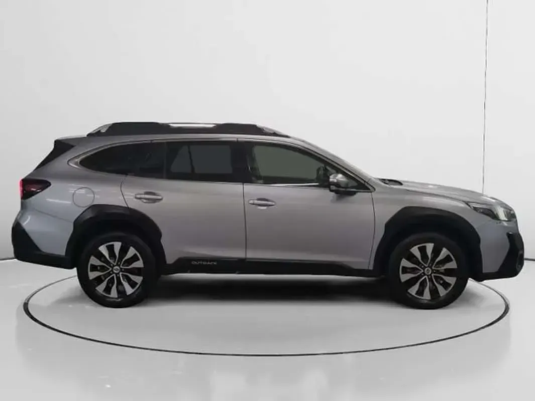 Usado Subaru Outback 169 CV (124 kW) 2023 Blanco Familiar
