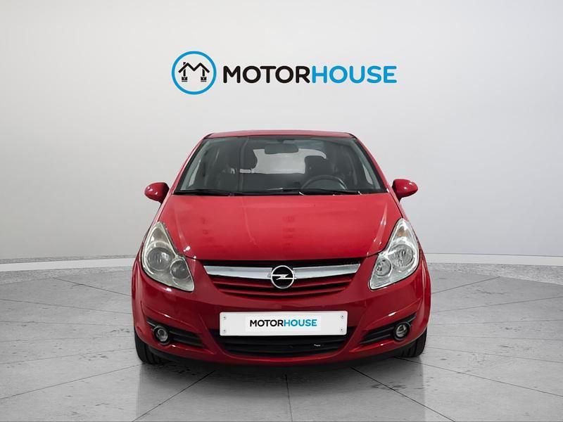 Usado Opel Corsa Enjoy 80 CV (58 kW) 2007 Rojo Utilitario