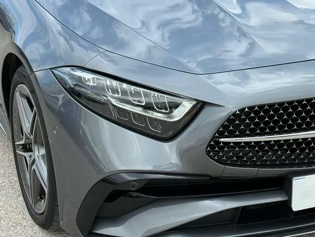 Usado Mercedes CLS300 265 CV (194 kW) 2023 Gris Coupe