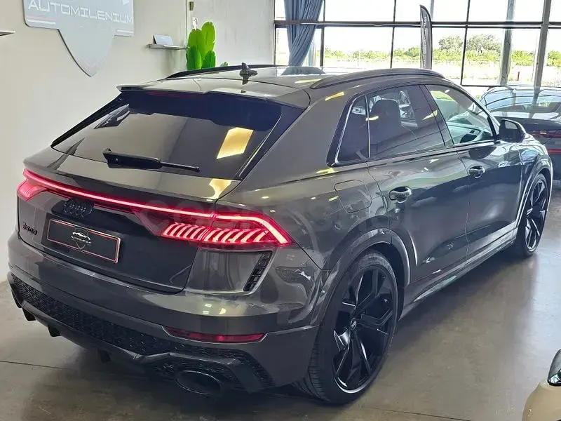 Usado Audi RS Q8 Sport 600 CV (441 kW) 2020 Gris / plata SUV