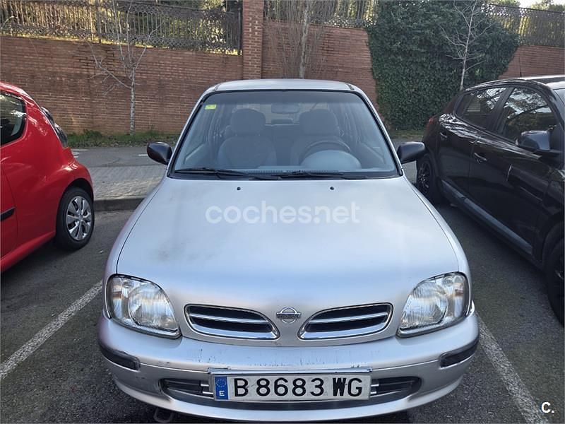 Usado Nissan Micra S 55 CV (40 kW) 1999 Gris / plata Utilitario