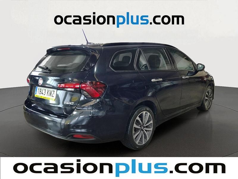 Usado Fiat Tipo Lounge 120 CV (88 kW) 2018 Negro Familiar