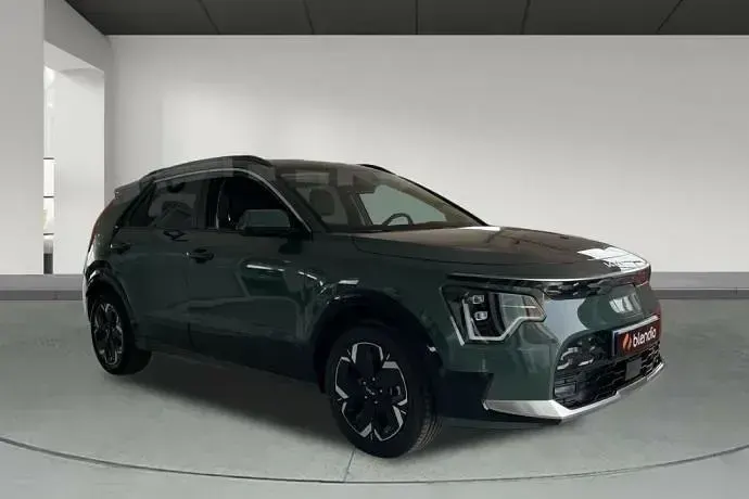 Usado Kia e-Niro 150 kW (204 CV) 2025 Verde SUV