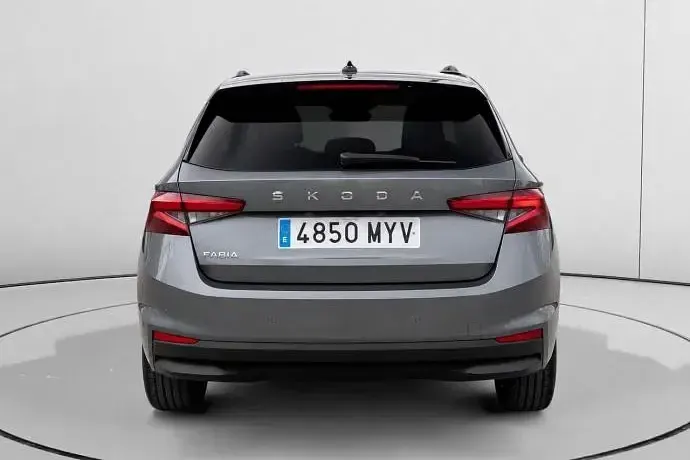 Usado Skoda Fabia Selection 95 CV (69 kW) 2025 Utilitario