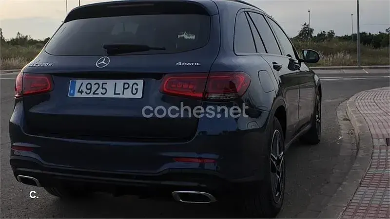 Usado Mercedes GLC220 194 CV (142 kW) 2021 Azul SUV