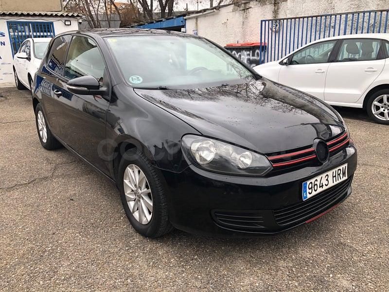 Usado VW Golf VI 105 CV (77 kW) 2011 Negro Utilitario