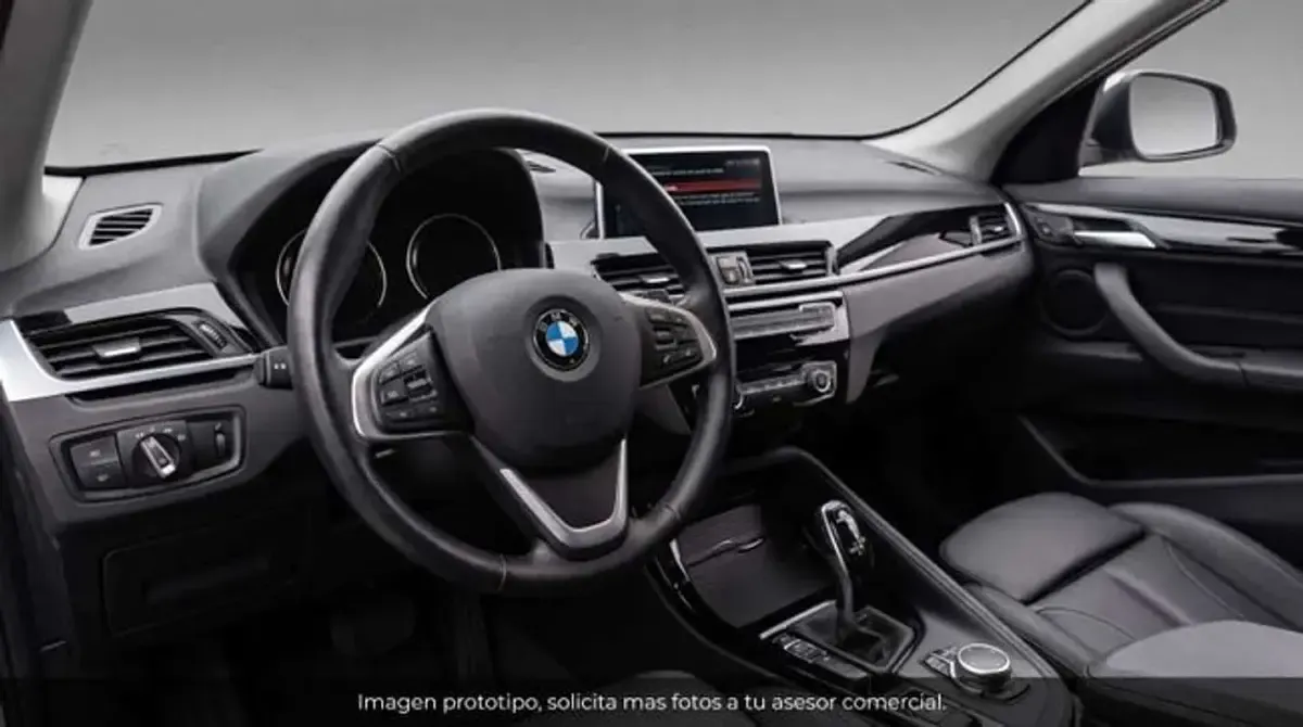 Usado BMW X2 Shadowline 136 CV (100 kW) 2023 Gris SUV