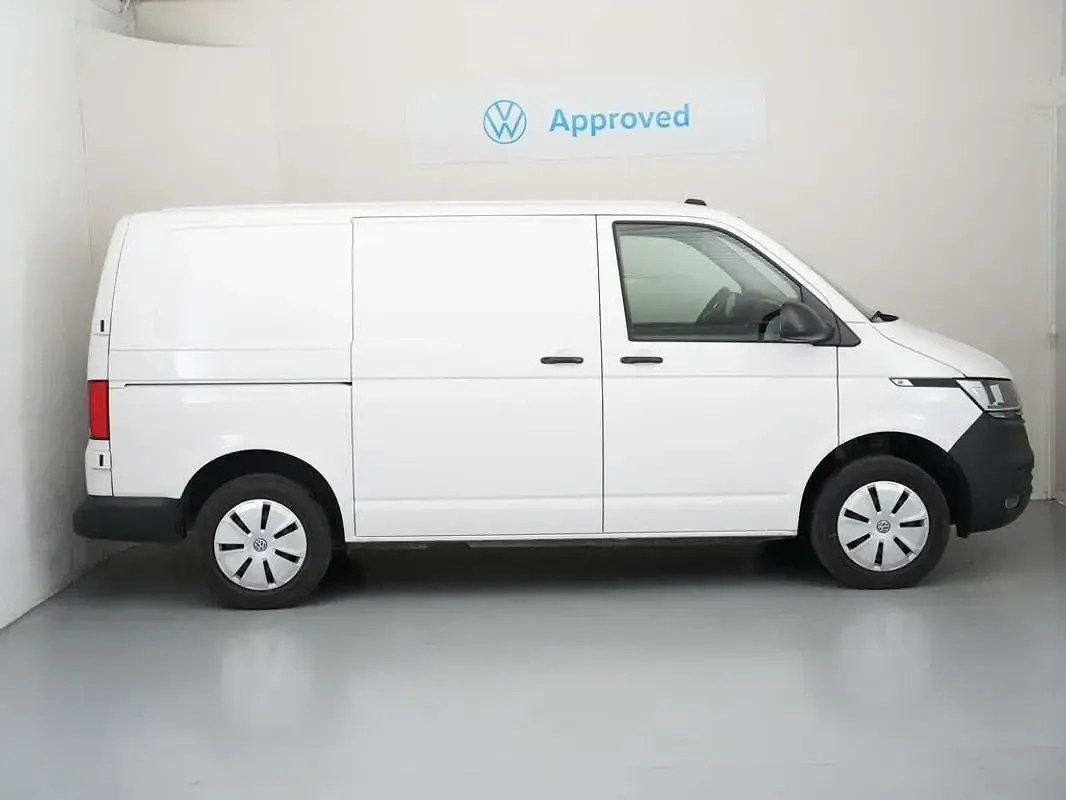 Usado VW T7 102 CV (75 kW) 2024 Blanco Van