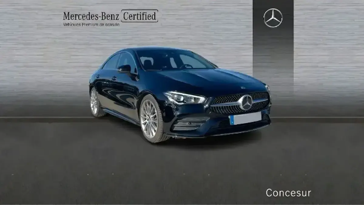 Usado Mercedes CLA200 163 CV (119 kW) 2022 Negro Berlina