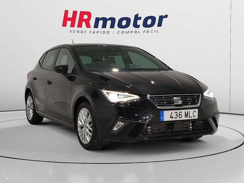 Negro Usado 2023 Seat Ibiza FR Utilitario | 15.810 € (Precio justo) - Imagen 1/4