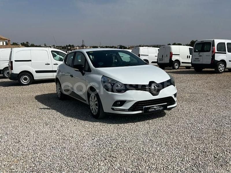 Blanco Usado 2018 Renault Clio IV Business Berlina | 8500 € (Un poco caro) - Imagen 1/4