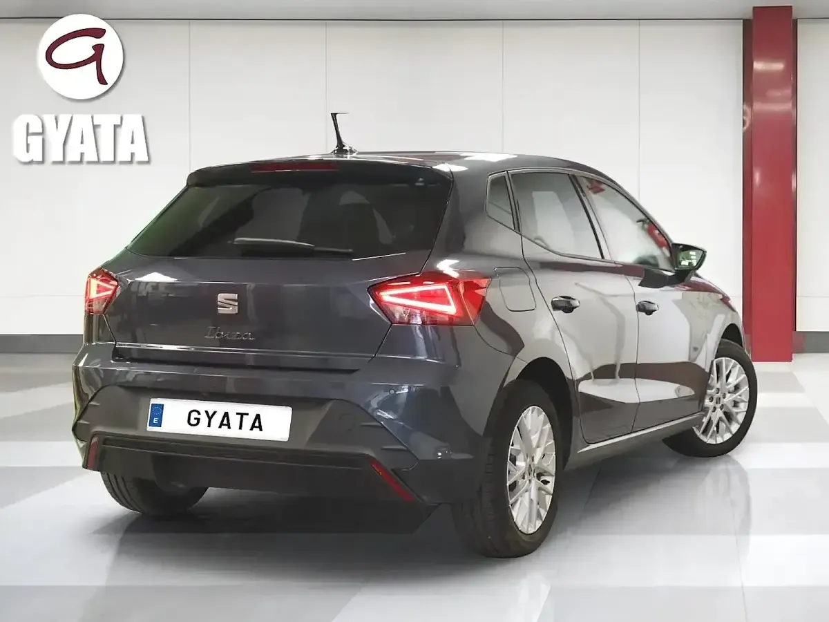 Usado Seat Ibiza XCELLENCE 115 CV (84 kW) 2026 Gris Utilitario