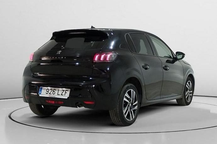 Usado Peugeot 208 Allure 101 CV (74 kW) 2022 Utilitario