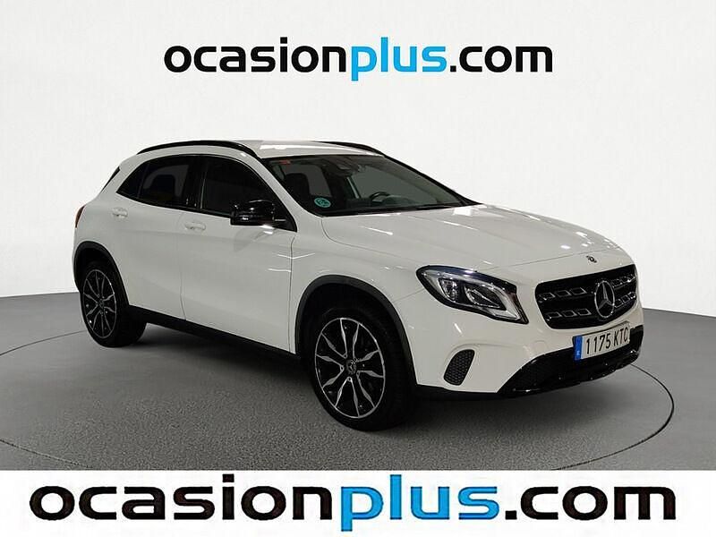 Usado Mercedes GLA200 136 CV (100 kW) 2019 Blanco SUV