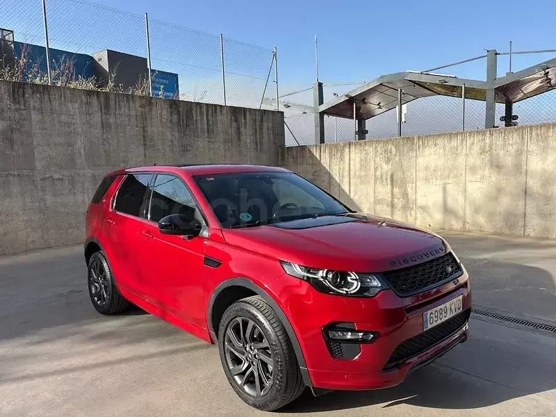 Usado Land Rover Discovery Sport HSE Luxury 180 CV (132 kW) 2017 Rojo SUV