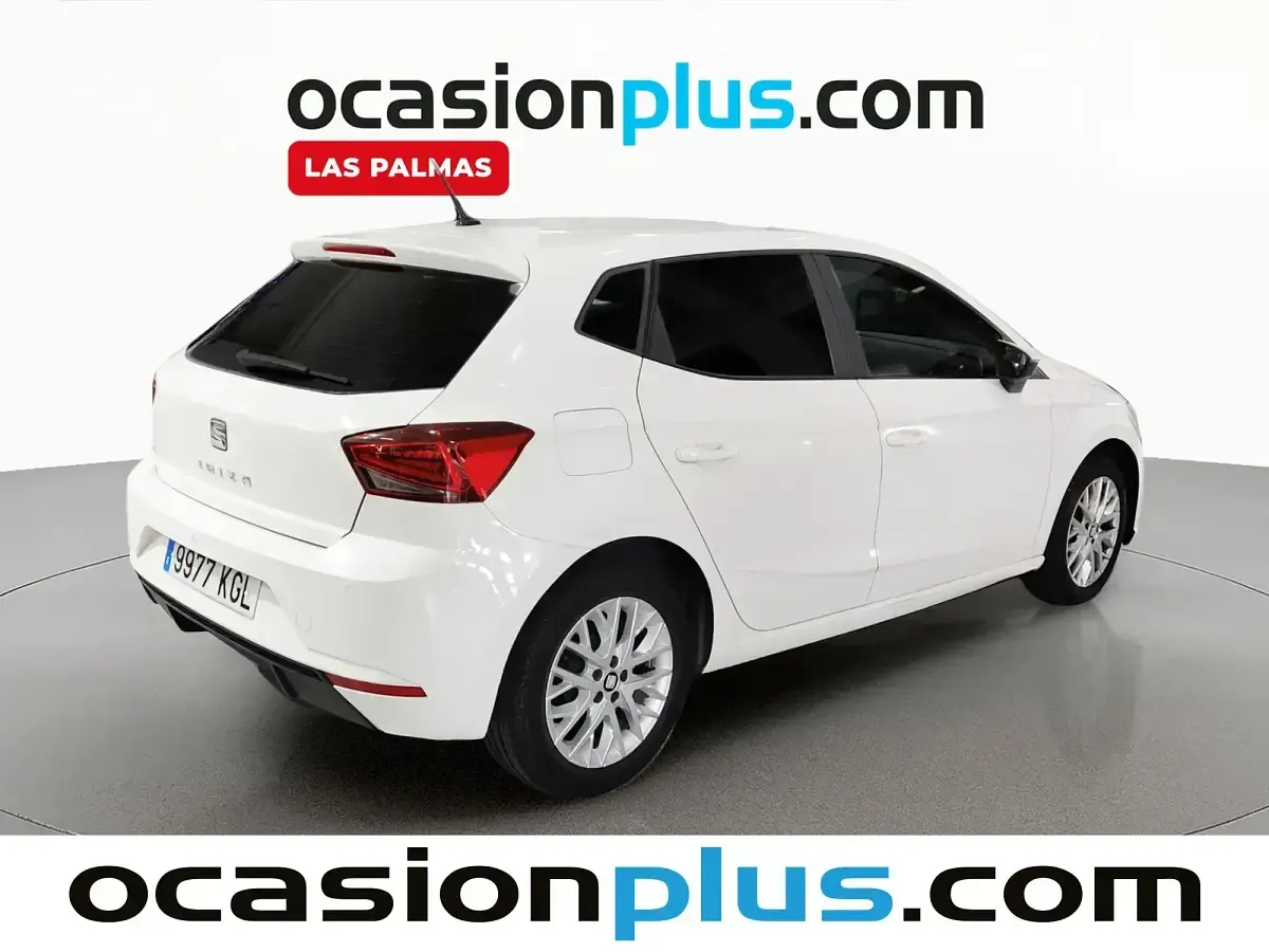 Usado Seat Ibiza Style 95 CV (69 kW) 2017 Blanco Berlina