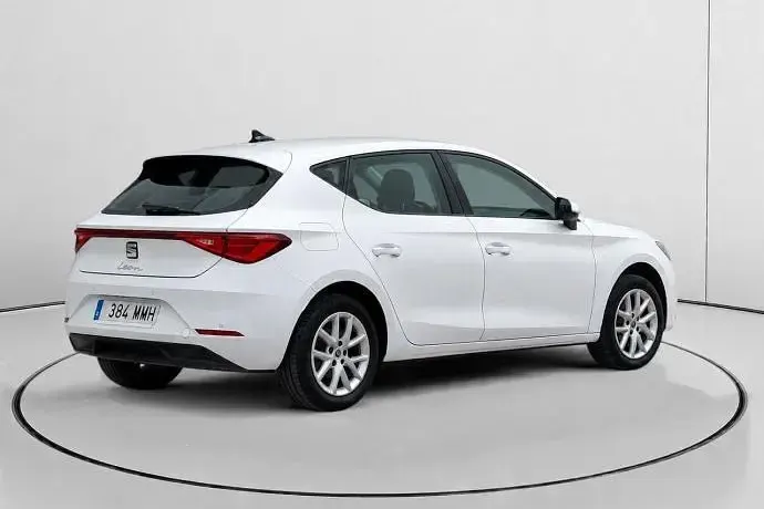 Usado Seat Leon Style 110 CV (80 kW) 2023