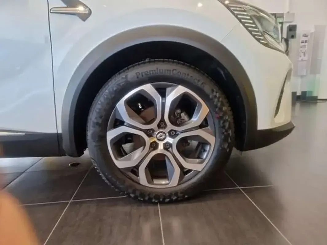 Usado Renault Captur Techno 140 CV (102 kW) 2023 Blanco SUV