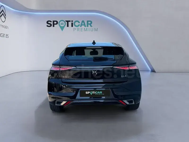 Usado DS Automobiles DS4 Trocadero 225 CV (165 kW) 2023 Gris / plata SUV