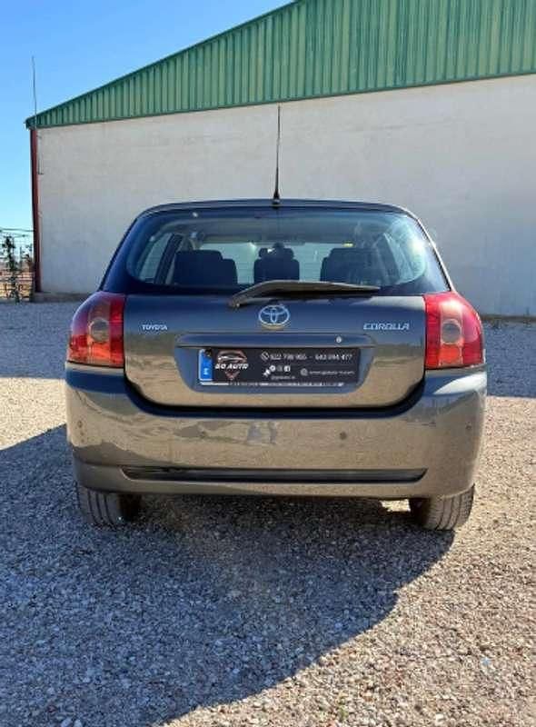 Usado Toyota Corolla Sol 116 CV (85 kW) 2004 Utilitario