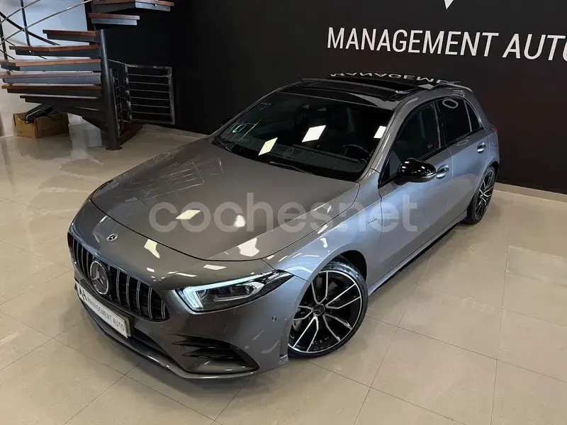 Usado Mercedes A35 AMG 306 CV (225 kW) 2021 Gris / plata Berlina