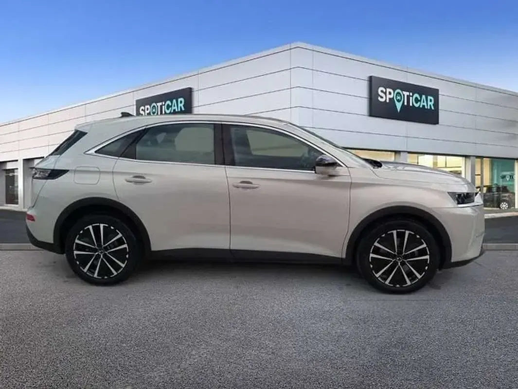 Usado DS Automobiles DS7 Crossback Bastille Plus 226 CV (166 kW) 2023 Blanco SUV