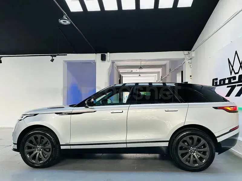 Usado Land Rover Range Rover Velar SE 300 CV (220 kW) 2019 Gris / plata SUV