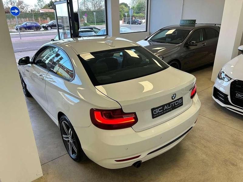 Usado BMW 218 Sport Line 150 CV (110 kW) 2016 Blanco Coupe