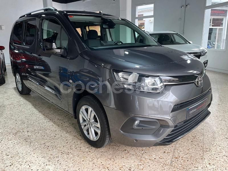 Usado Toyota Proace Verso City 131 CV (96 kW) 2022 Gris / plata Familiar