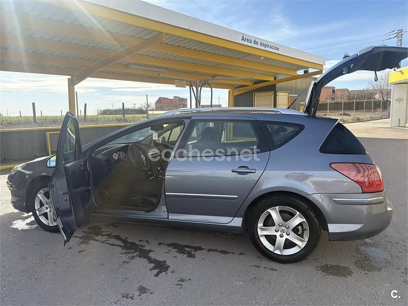 Begagnad Peugeot 407 Sport 140 HK (102 kW) 2010 Blå Kombi