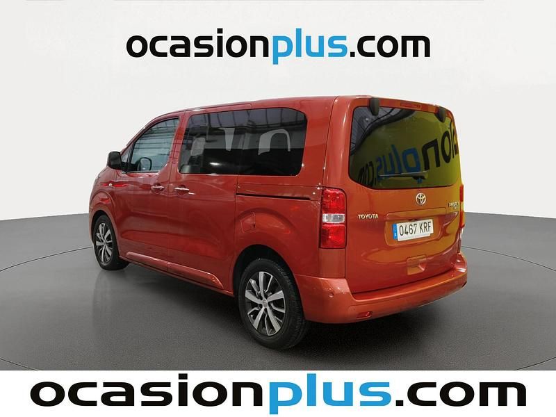 Usado Toyota Proace Verso Advance 116 CV (85 kW) 2018 Naranja Familiar