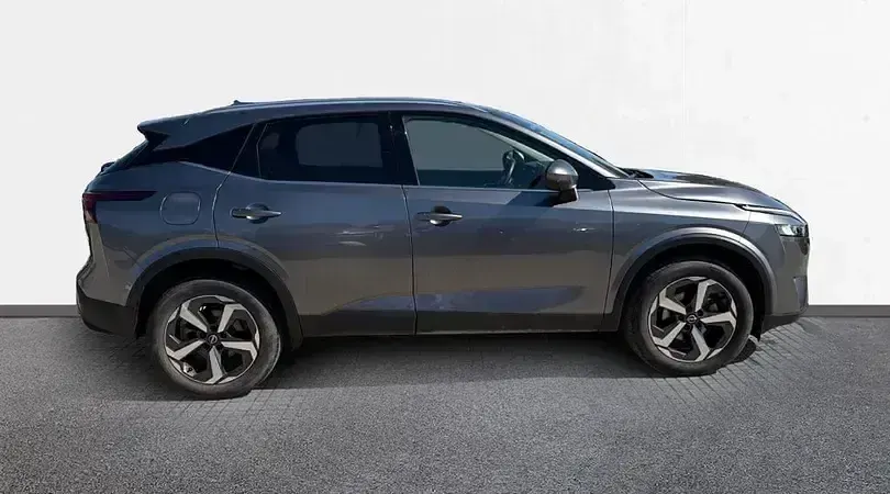 Usado Nissan Qashqai N-Connecta 140 CV (102 kW) 2024 Skyline grey (metalizado) SUV